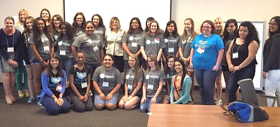 Kayla and the whole 2015 Pathfinder Leadership Summit Class on their trip to Dell